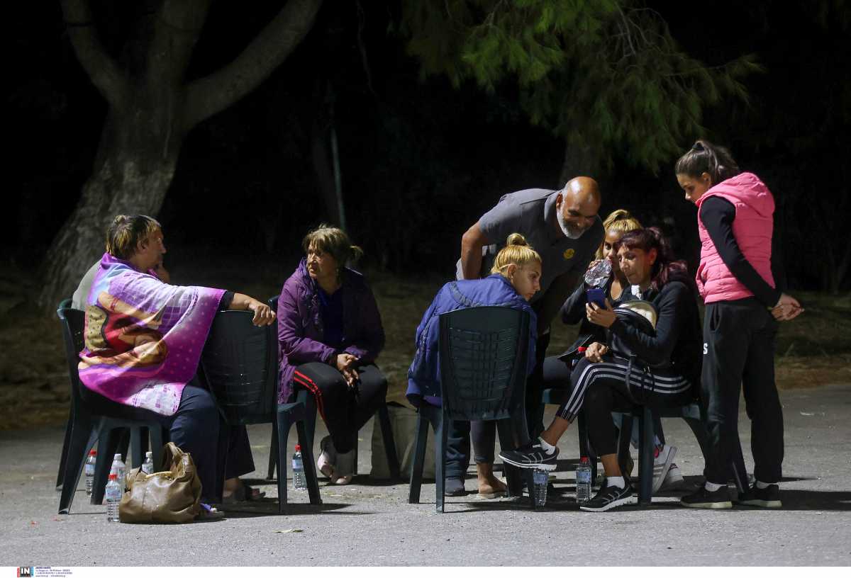 Σεισμός στην Κρήτη: Δύσκολη νύχτα στο Αρκαλοχώρι με συνεχείς μετασεισμούς – 1.000 άνθρωποι σε σκηνές