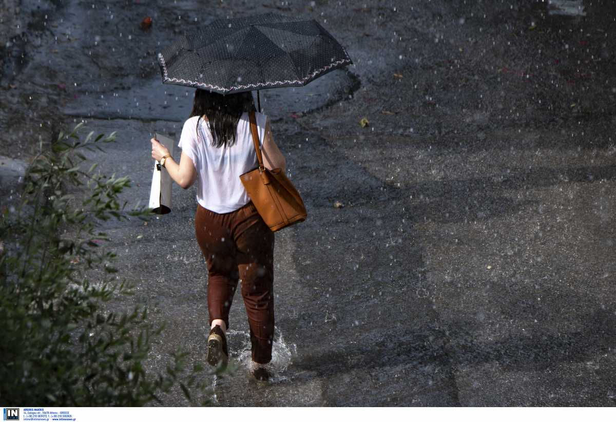 Καιρός – meteo: Επιμένει η κακοκαιρία «Αθηνά» – Καταιγίδες και χαλάζι ακόμη και στην Αττική