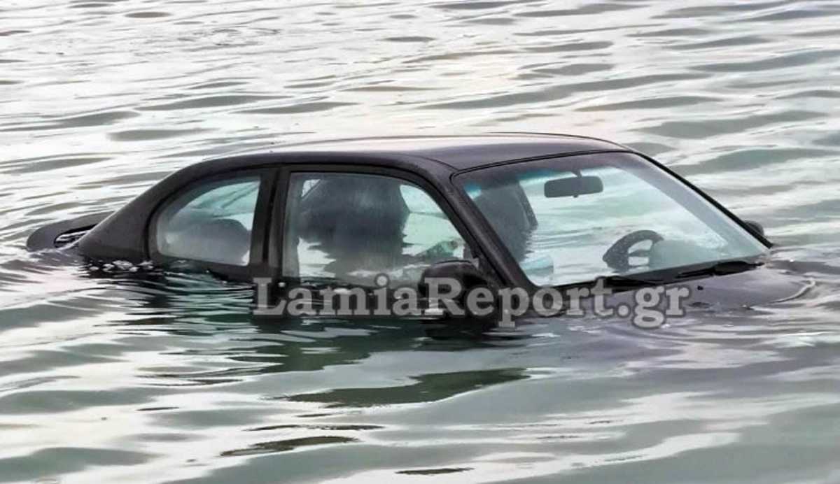 Φθιώτιδα: 75χρονος οδηγός έπεσε με το αυτοκίνητο στη θάλασσα του Θεολόγου – Η στραβοτιμονιά και η βουτιά