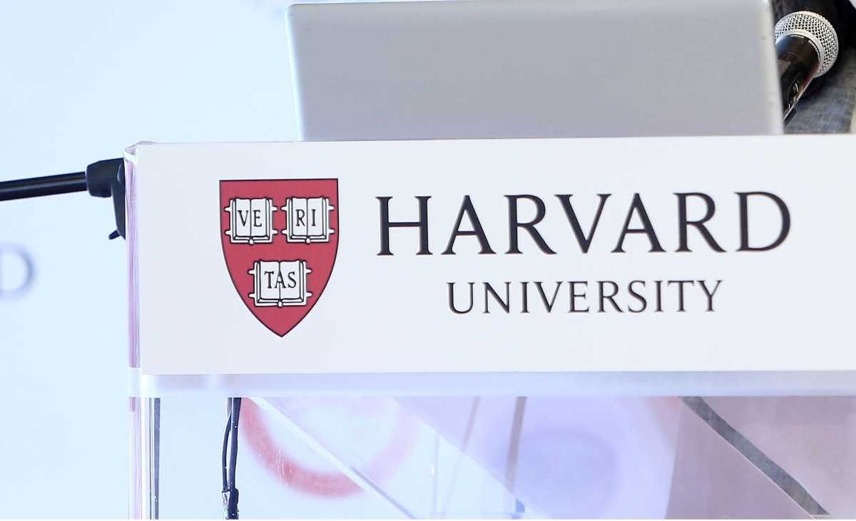 Εκλογές 2023 – ΝΔ για Όθωνα Ηλιόπουλο: Καθηγητής του Χάρβαρντ αντίθετος στην ίδρυση ιδιωτικών πανεπιστημίων