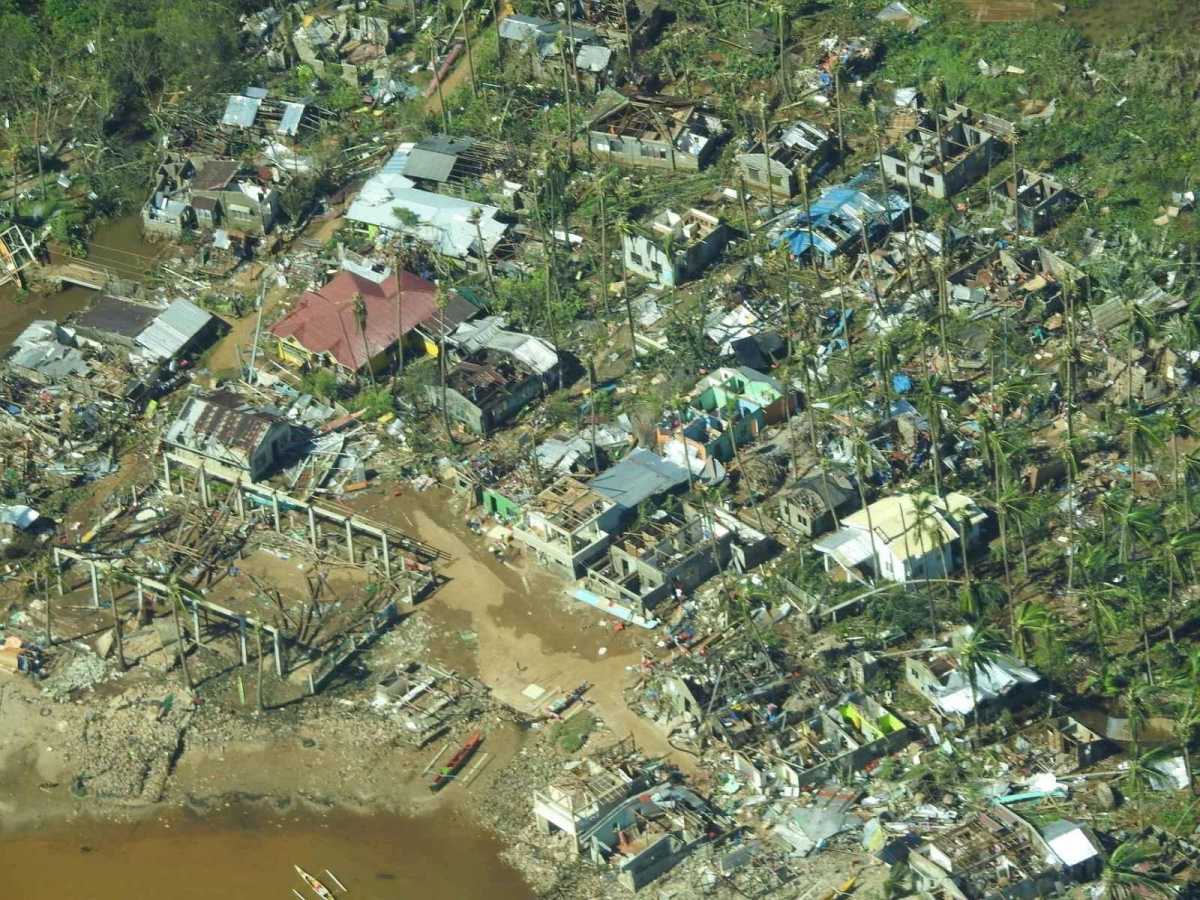 Φιλιππίνες: 75 νεκροί από τον τυφώνα Ράι