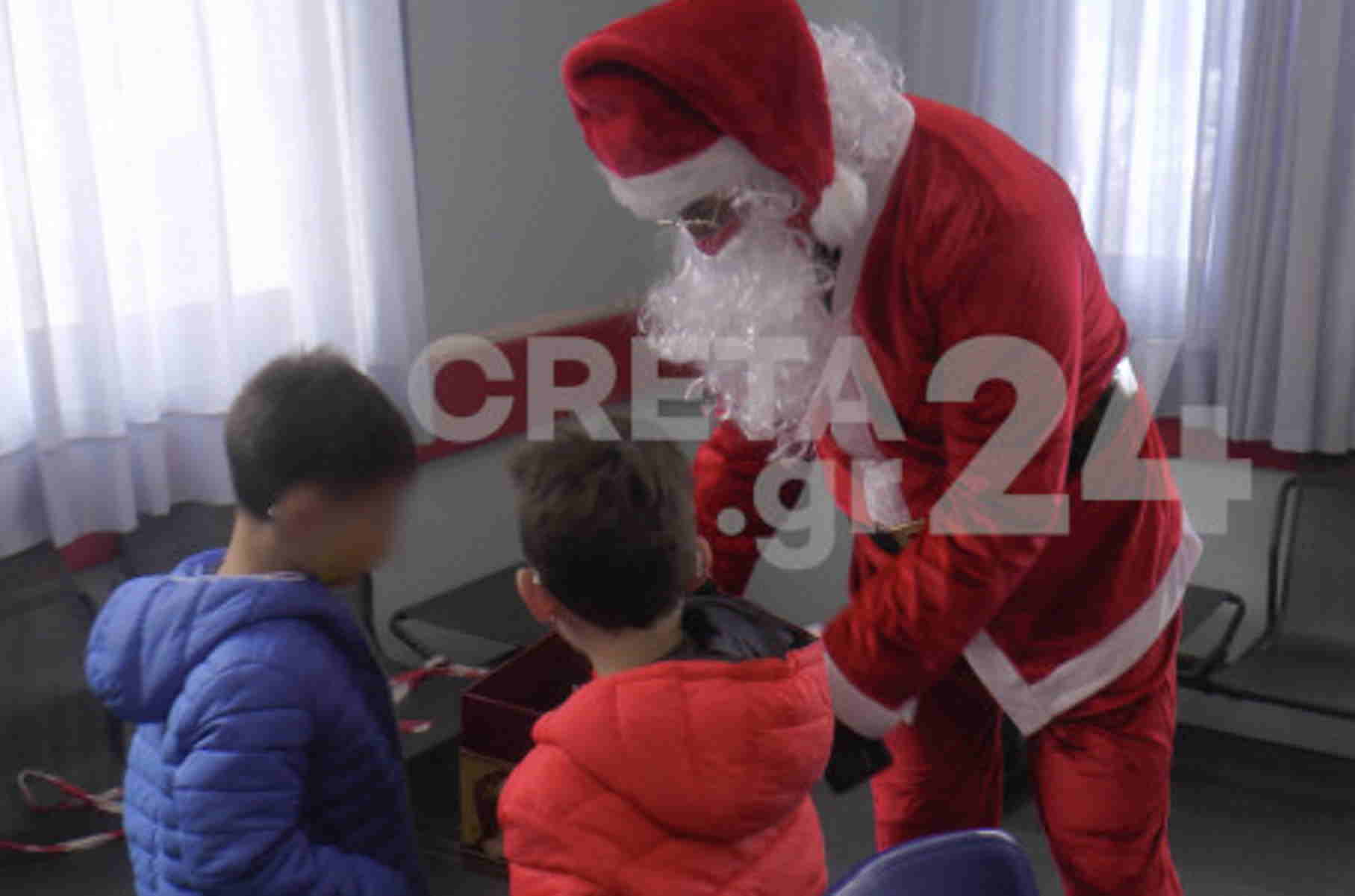 Κορονοϊός – Κρήτη: Εμβολιάστηκαν 400 παιδιά από τους βοηθούς του Άι Βασίλη