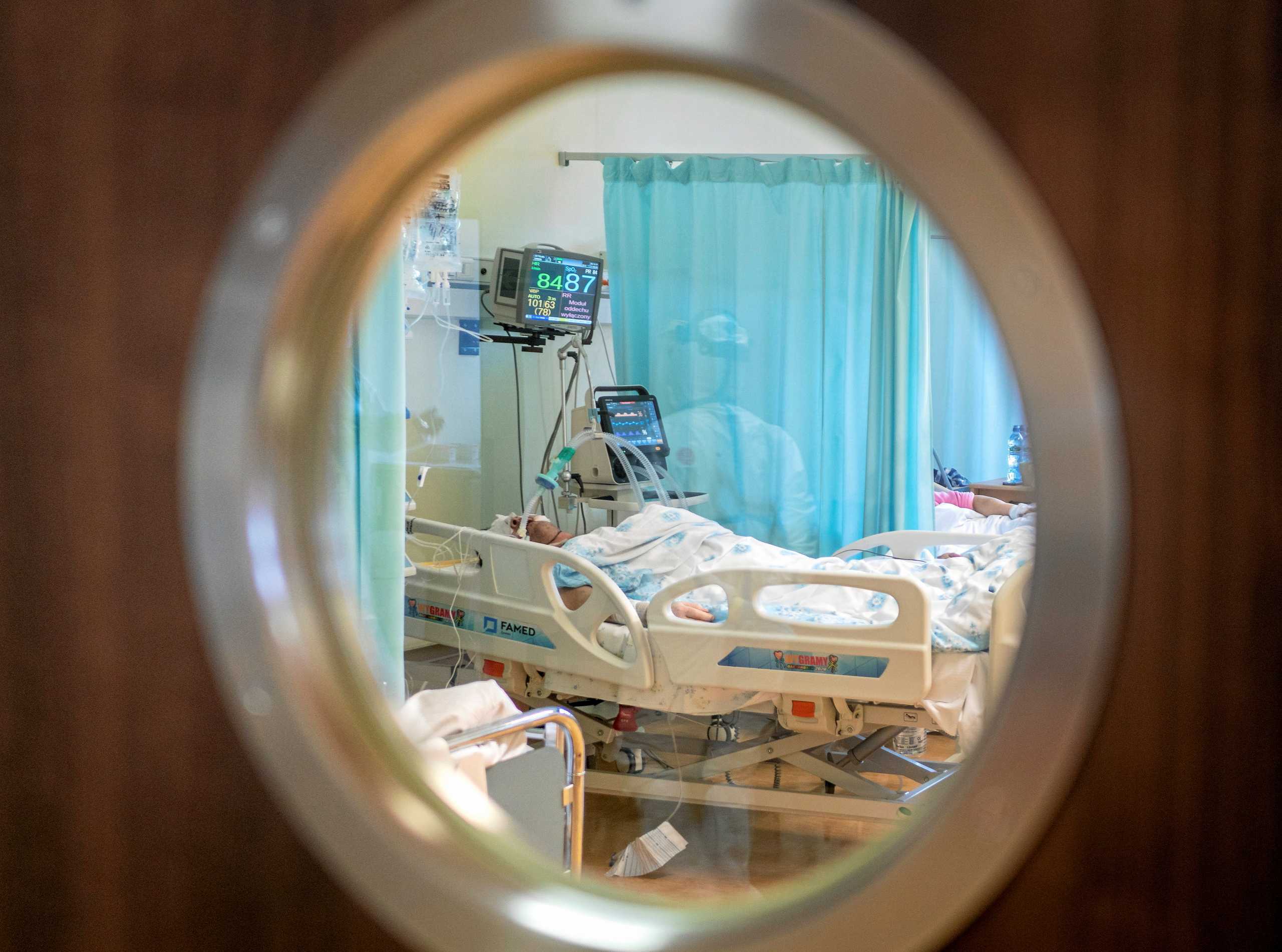 Κορονοϊός – Βόλος: Νόσησε βαριά αλλά παραμένει αμετανόητος αρνητής ακόμα και μέσα στο νοσοκομείο