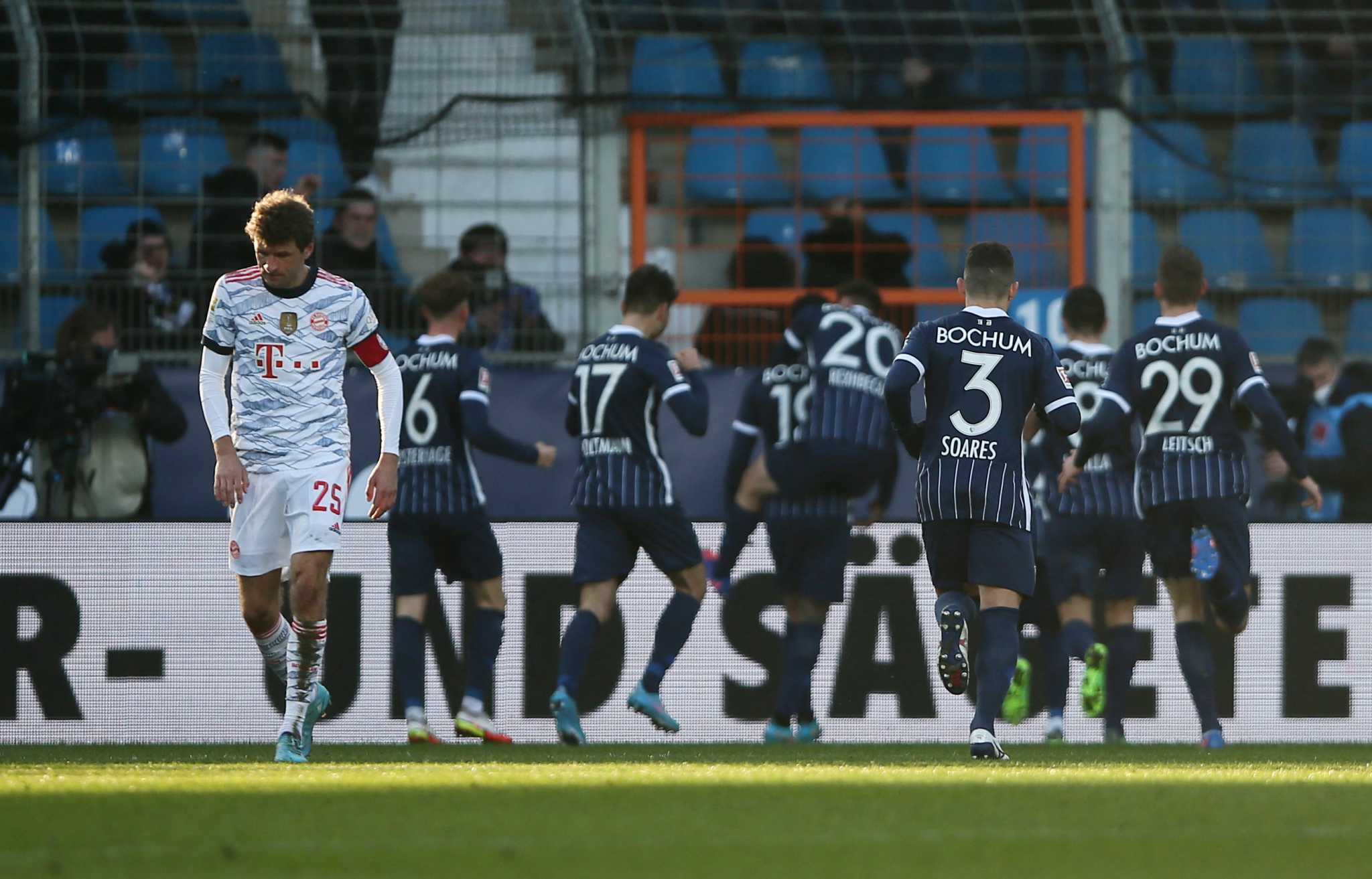 Бохум бавария 18 февраля. Bayern Bochum. Бохум команда. Бохум футбольный клуб. Бохум Бавария 4 2.