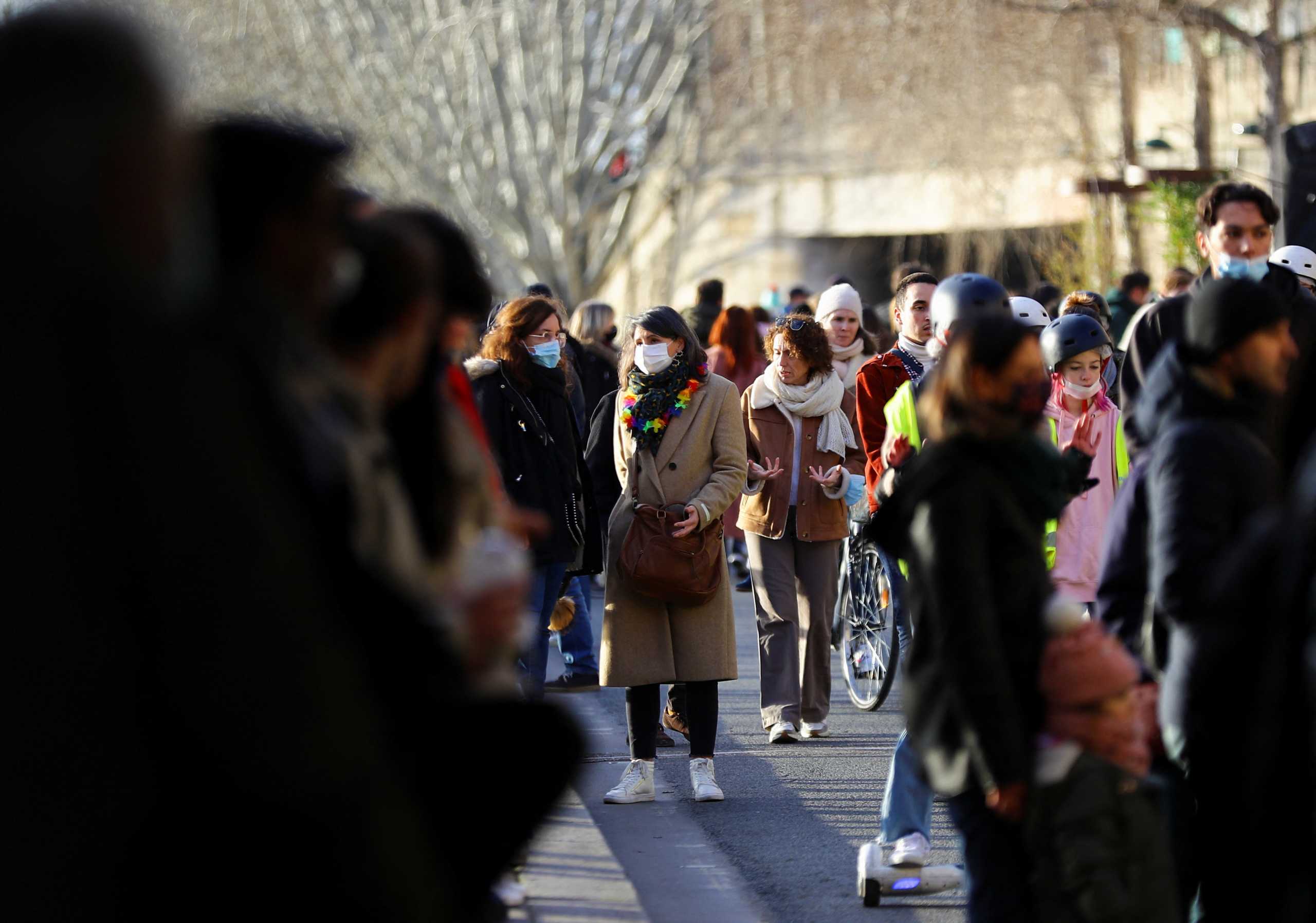 Κορονοϊός: 4720 κρούσματα στην Αττική, πάνω από 2000 στη Θεσσαλονίκη – Ο χάρτης της διασποράς