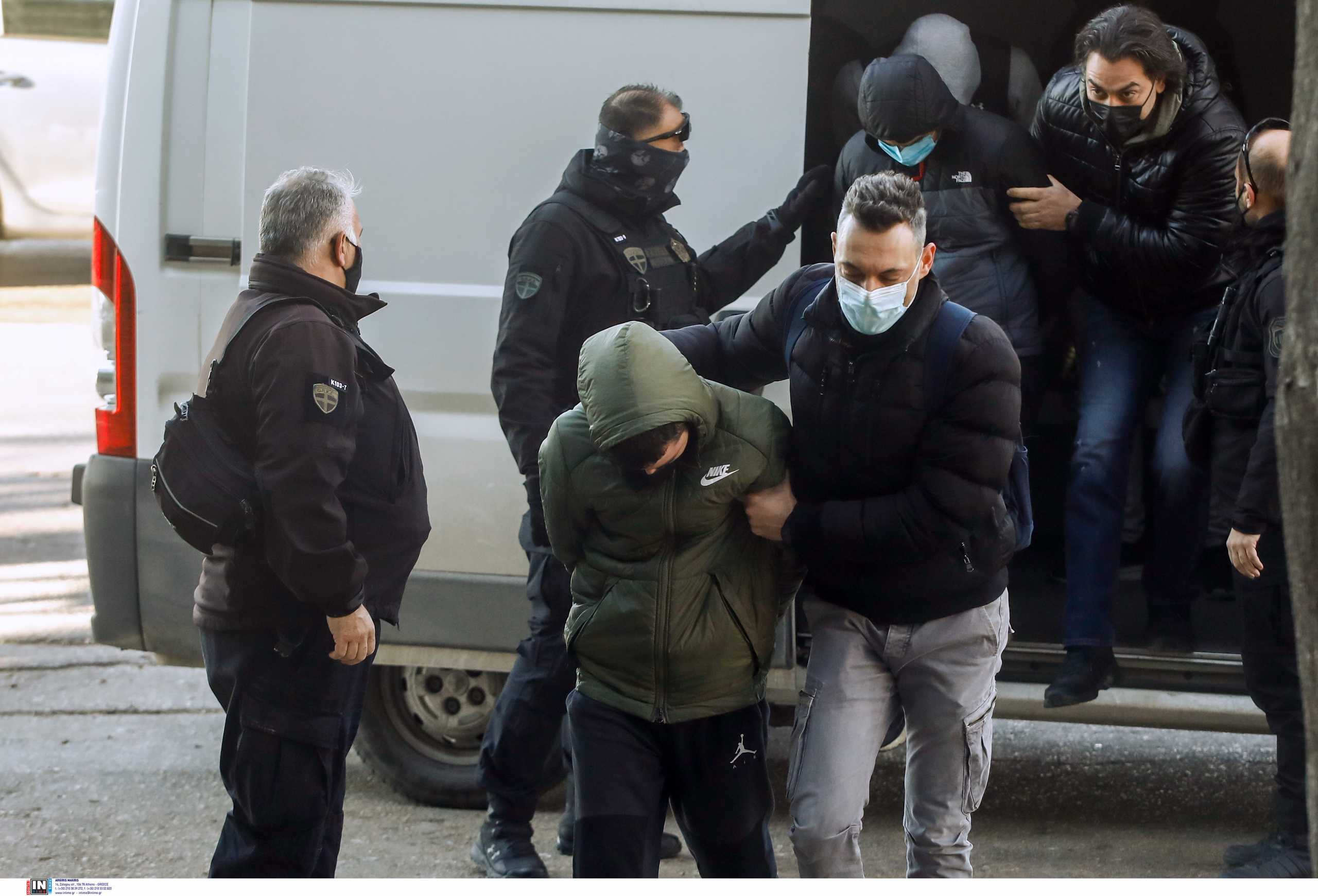 Άλκης Καμπανός: Οπαδοί του ΠΑΟΚ έξω από τις φυλακές Διαβατών – Φώναζαν συνθήματα υπέρ των δολοφόνων