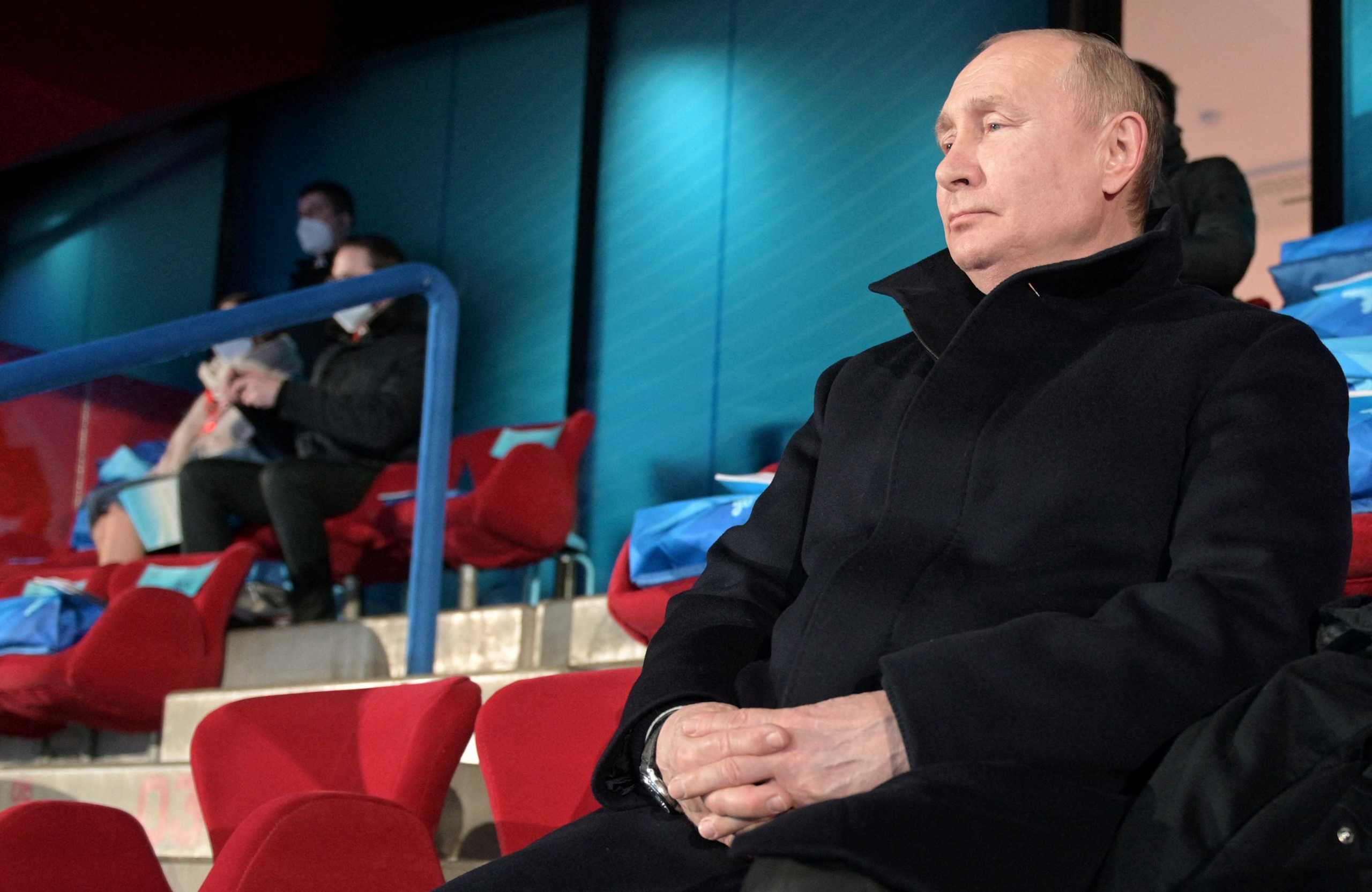 Χειμερινοί Ολυμπιακοί Αγώνες: Ο Πούτιν πήρε έναν υπνάκο στην τελετή έναρξης