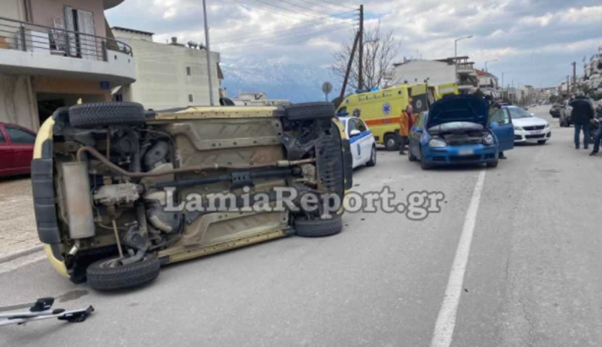 Λαμία: Σοβαρό τροχαίο σε διασταύρωση – Τραυματίστηκε αστυνομικός, μητέρα με παιδάκι παραβίασε STOP