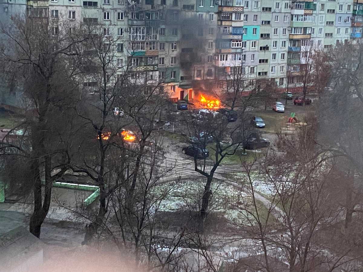 Πόλεμος στην Ουκρανία: Αποκλεισμένη από τα ρωσικά στρατεύματα η Μαριούπολη