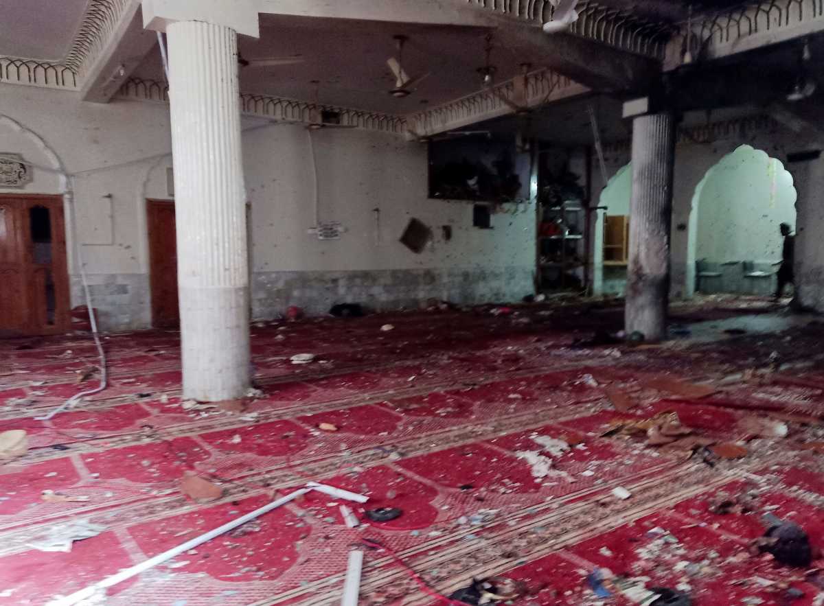 Πακιστάν: Μακελειό στην Πεσαβάρ – Τουλάχιστον 30 νεκροί από έκρηξη σε τέμενος