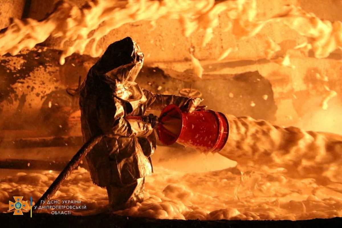 Πόλεμος στην Ουκρανία: Ρωσικοί πύραυλοι έπληξαν το Ντνίπρο και το Λουγκάνσκ