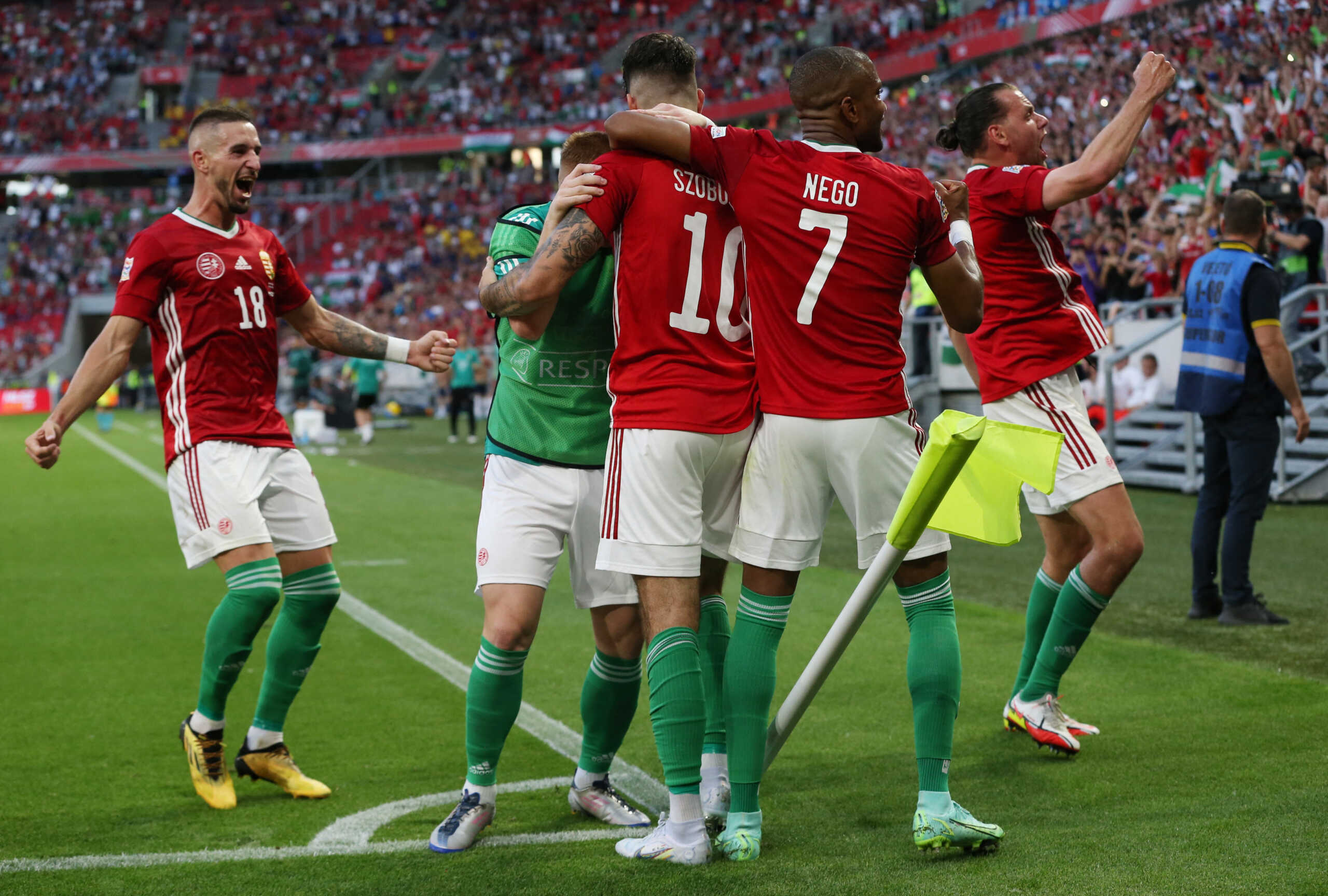 Soccer Football - UEFA Nations League - Group C - Hungary v England - Puskas Arena Park, Budapest, Hungary - June 4, 2022  Hungary's Dominik Szoboszlai celebrates scoring their first goal with teammates REUTERS