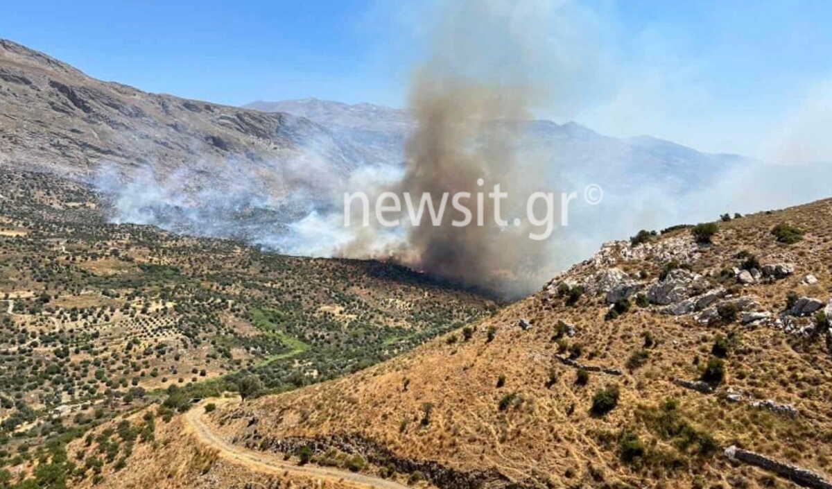 Φωτιά στο Ρέθυμνο: Σε κατάσταση έκτακτης ανάγκης τα χωριά του Αγίου Βασιλείου