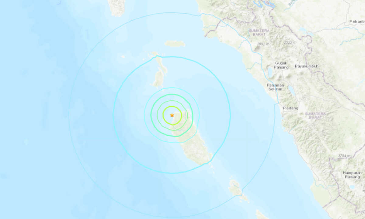 Σεισμός 6,1 Ρίχτερ στην Ινδονησία