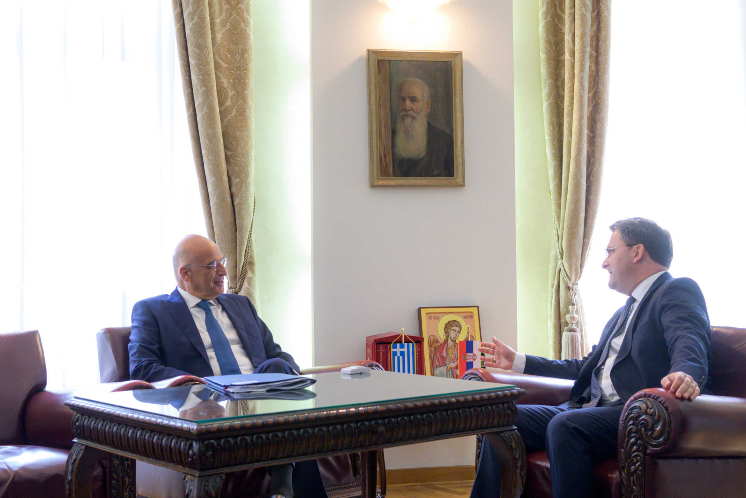 ÓõíÜíôçóç ÕÐÅÎ Í. ÄÝíäéá ìå ÕÐÅÎ Óåñâßáò N. Selakovic

FM N. Dendias' meeting with Serbian FM N. Selakovic

ÐçãÞ: ÕÐÅÎ