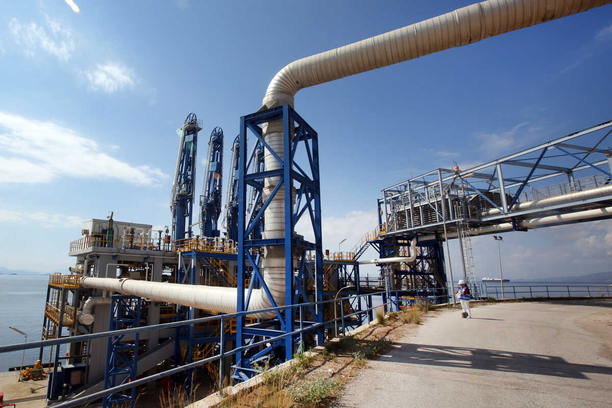 Ρεβυθούσα: Εγκαινιάστηκε η νέα υποδομή φόρτωσης υγροποιημένου φυσικού αερίου – Ενδιαφέρον και από την Ουκρανία