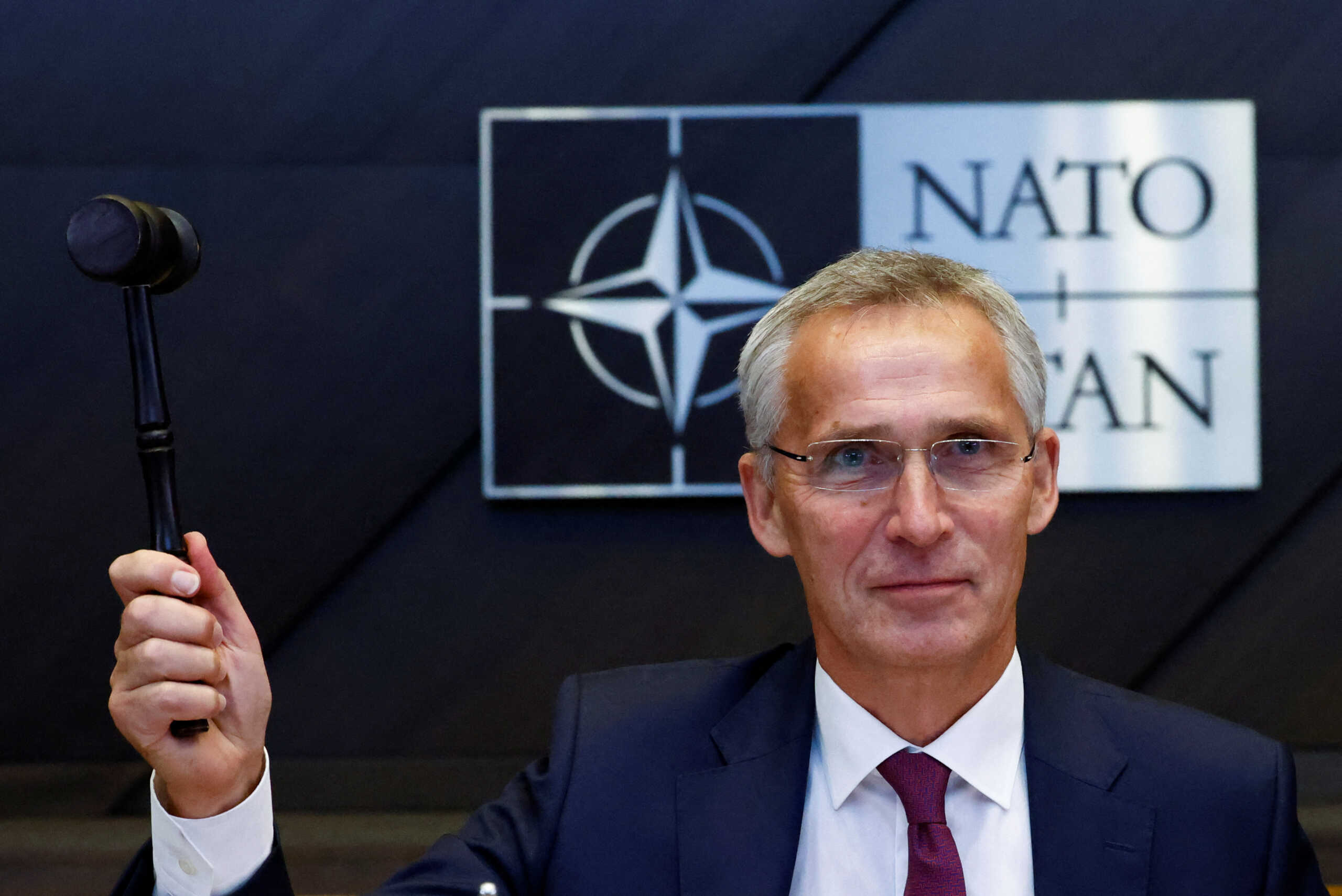 Στόλτενμπεργκ: Το ΝΑΤΟ δεν αποκαλύπτει πώς θα «απαντήσει» σε ενδεχόμενη πυρηνική επίθεση της Ρωσίας