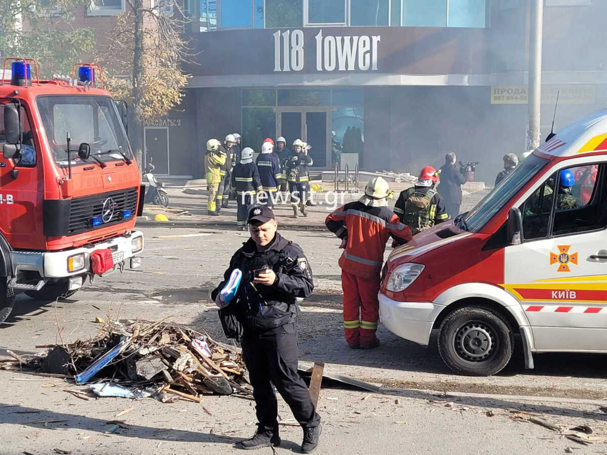 Πόλεμος στην Ουκρανία: Νέο ανελέητο σφυροκόπημα της Ρωσίας στο Κίεβο – Σε ώρα αιχμής χτύπησαν τα drones καμικάζι