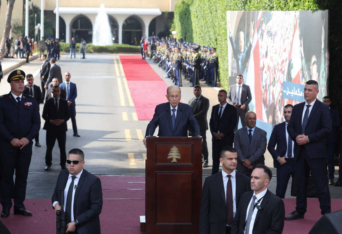 Λίβανος: Ο πρόεδρος Μισέλ Αούν έκανε δεκτή την παραίτηση της κυβέρνησης και αποχώρησε και ο ίδιος