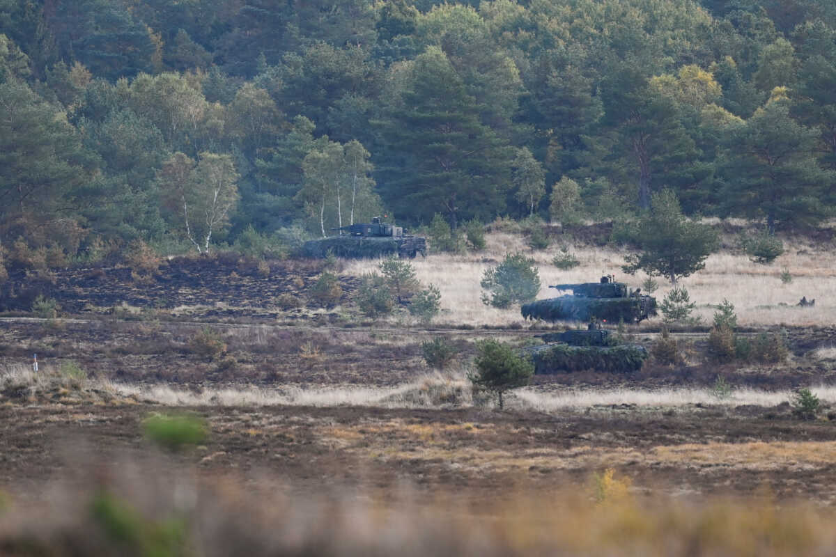 Η Ουκρανία ενισχύει το στρατό της στα σύνορα με την Λευκορωσία