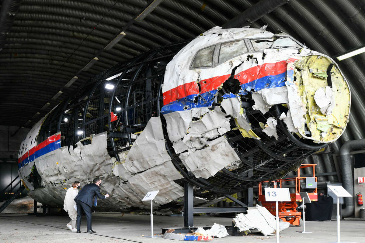 MH17: Ισόβια οι 3 από τους 4 υπόπτους για την κατάρριψη της πτήσης – Η απόφαση του ολλανδικού δικαστηρίου