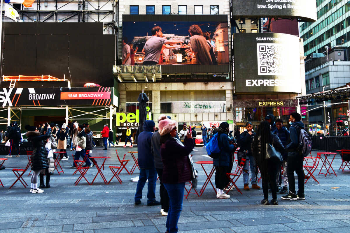 Η Αθήνα ταξιδεύει στην Τimes Square: Η καμπάνια παγκόσμιας εμβέλειας «Υou belong in Athens» της ΕΑΤΑ από την Choose