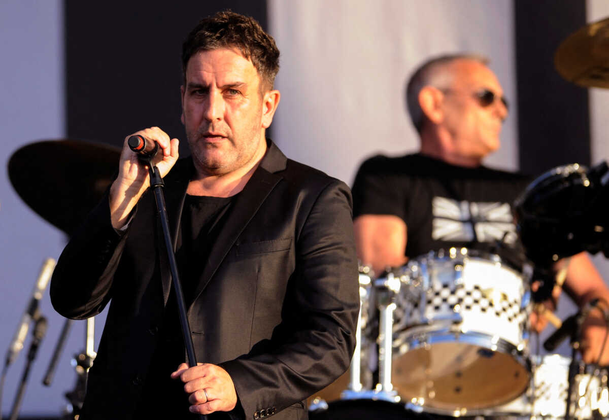 Πέθανε ο Terry Hall, τραγουδιστής του συγκροτήματος The Specials