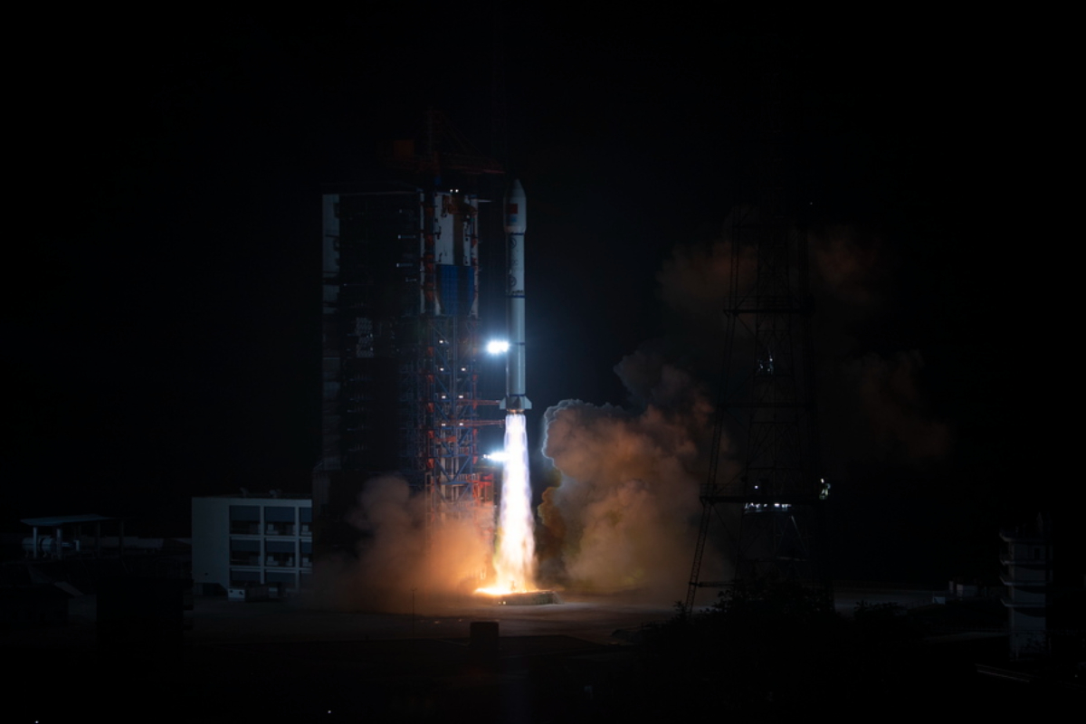 Κίνα: Ο τηλεπικοινωνιακός δορυφόρος APSTAR-6E άλλαξε τροχιά