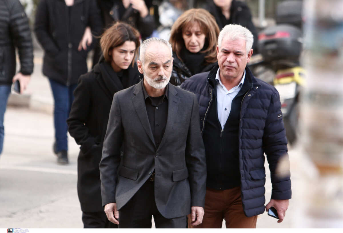 Δίκη Άλκη Καμπανού: Μήνυση στους τρεις ιατροδικαστές για ψευδή κατάθεση και απάτη προανήγγειλε ο Αλέξης Κούγιας