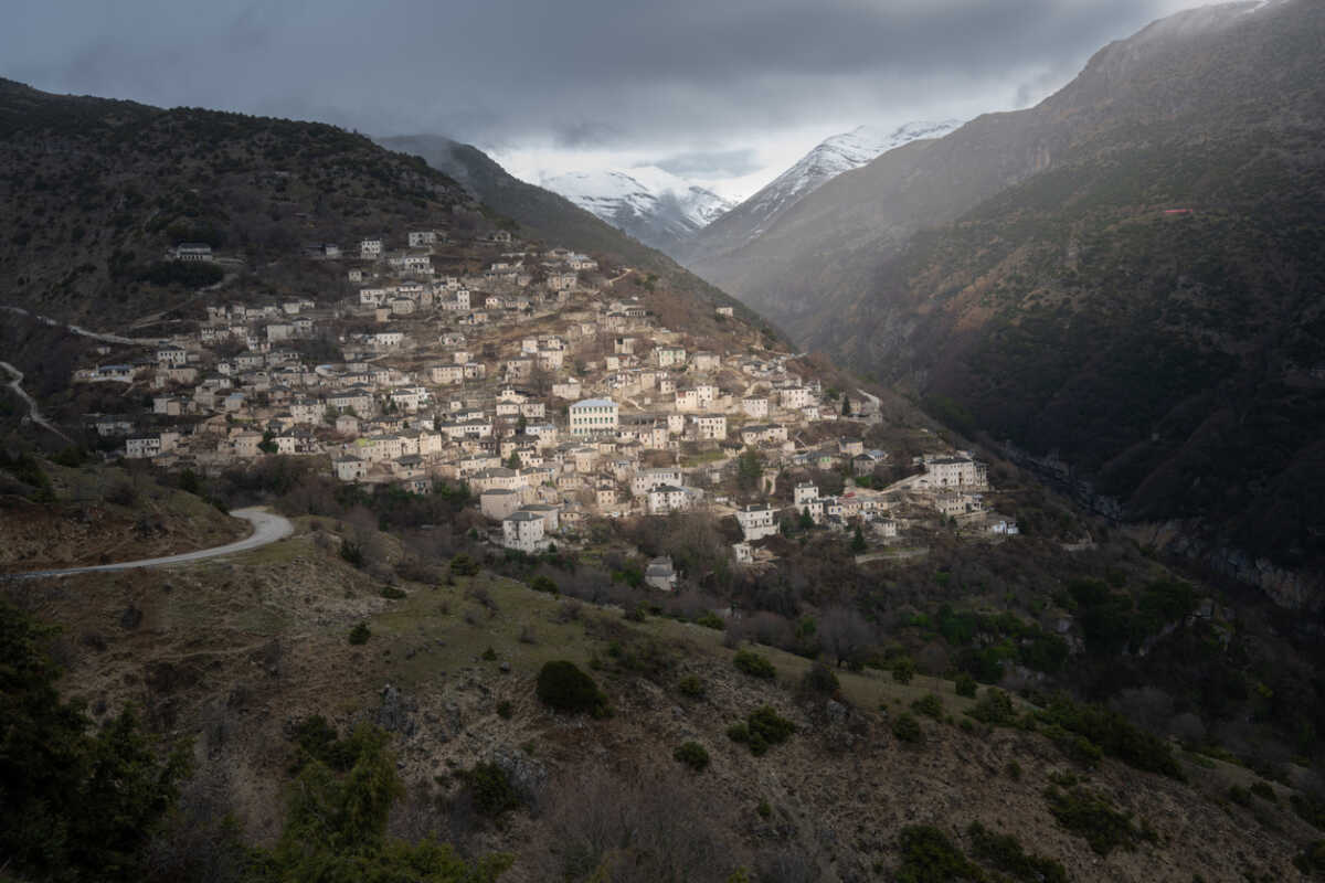 Τζουμέρκα: Γραφικά χωριά σφηνωμένα ανάμεσα στα άγρια βουνά που προκαλούν δέος