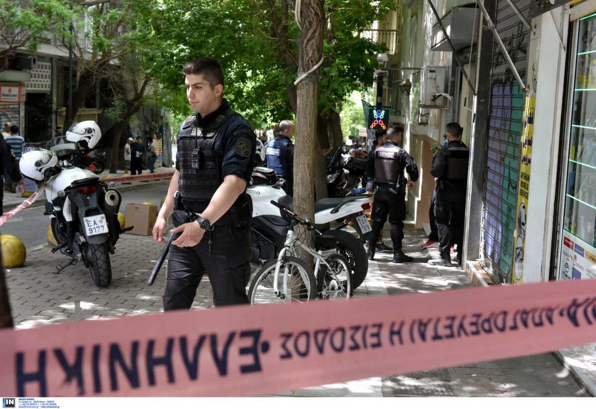 Θεσσαλονίκη: Ληστεία σε πρακτορείο με τον δράστη να περνάει μέσα από τη τζαμαρία