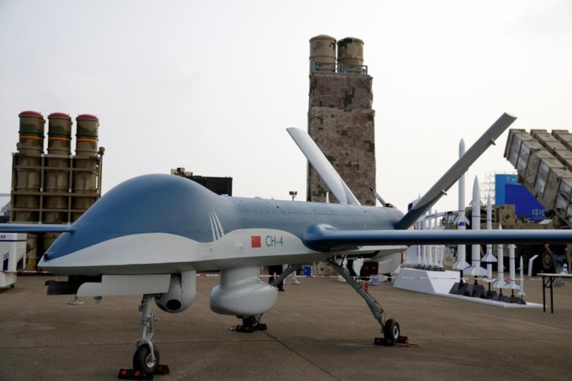 Ρωσία: «Σιγή ιχθύος» για τα περί αποστολής κινέζικων drones – Το σχόλιο για το σχέδιο ειρήνης του Πεκίνου