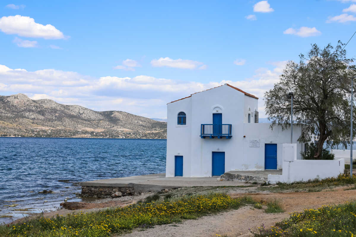 Το γραφικό σπίτι στη Σαλαμίνα με τη μεγάλη ιστορία