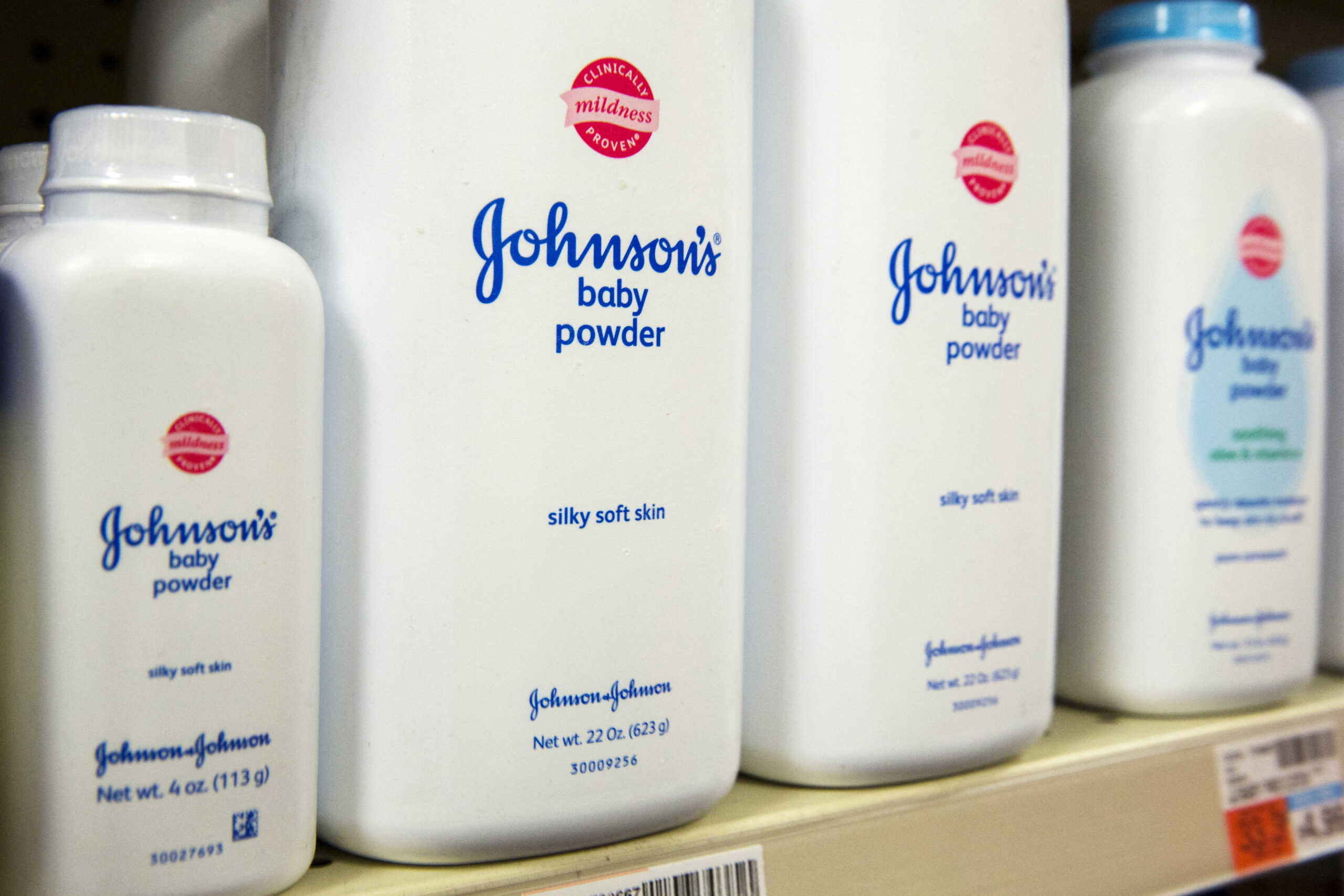 Η Johnson & Johnson καταβάλλει αποζημίωση – «μαμούθ» 8,9 δισ. δολαρίων για τις καρκινογόνες ουσίες στο παιδικό ταλκ