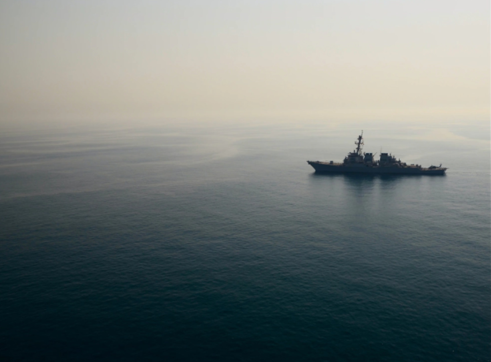 Η Κίνα καταγγέλλει παράνομη είσοδο του αμερικανικού αντιτορπιλικού USS Milius στη Νότια Σινική Θάλασσα