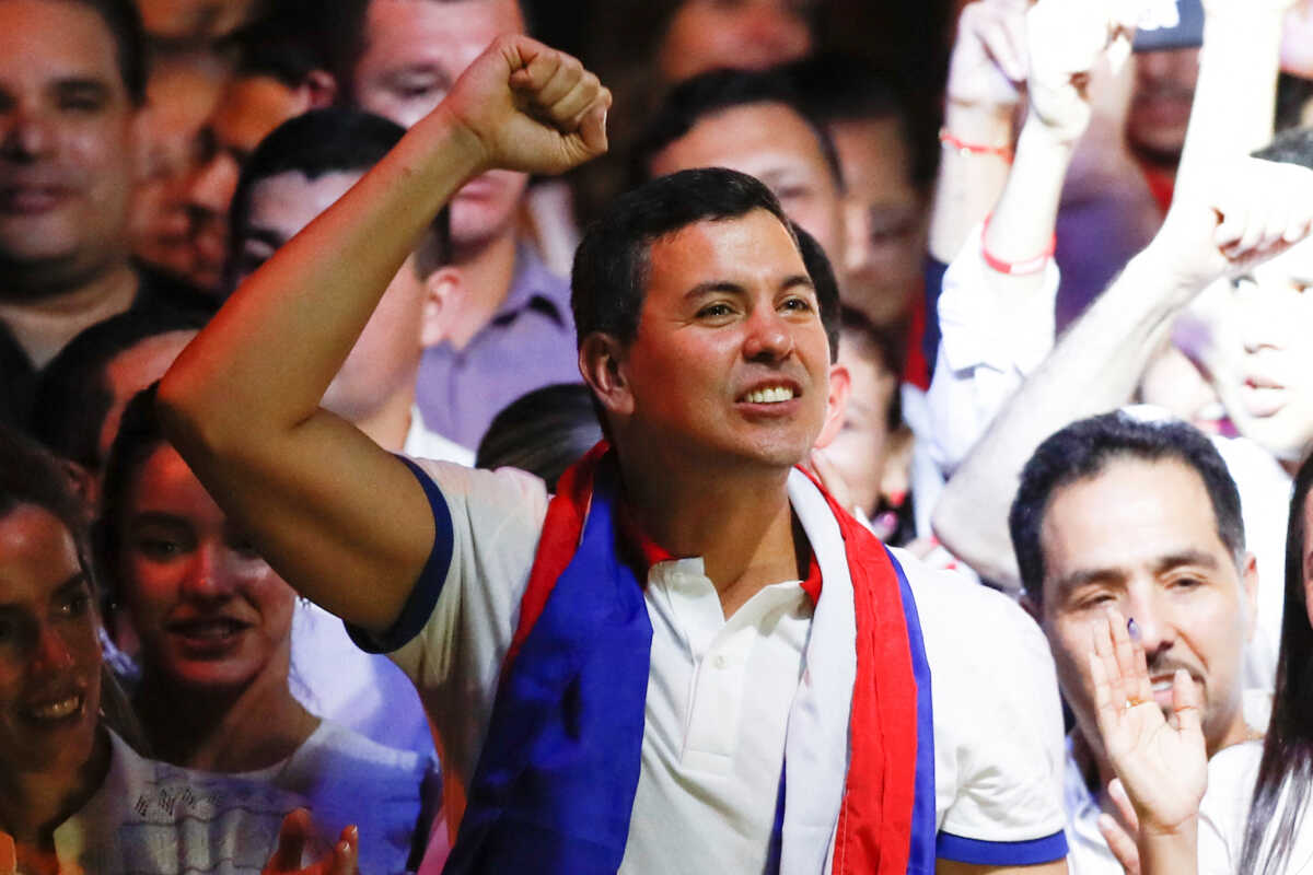 Παραγουάη: Πρόεδρος της χώρας ο Σαντιάγο Πένια, ο υποψήφιος του κυβερνώντος δεξιού κόμματος Colorado