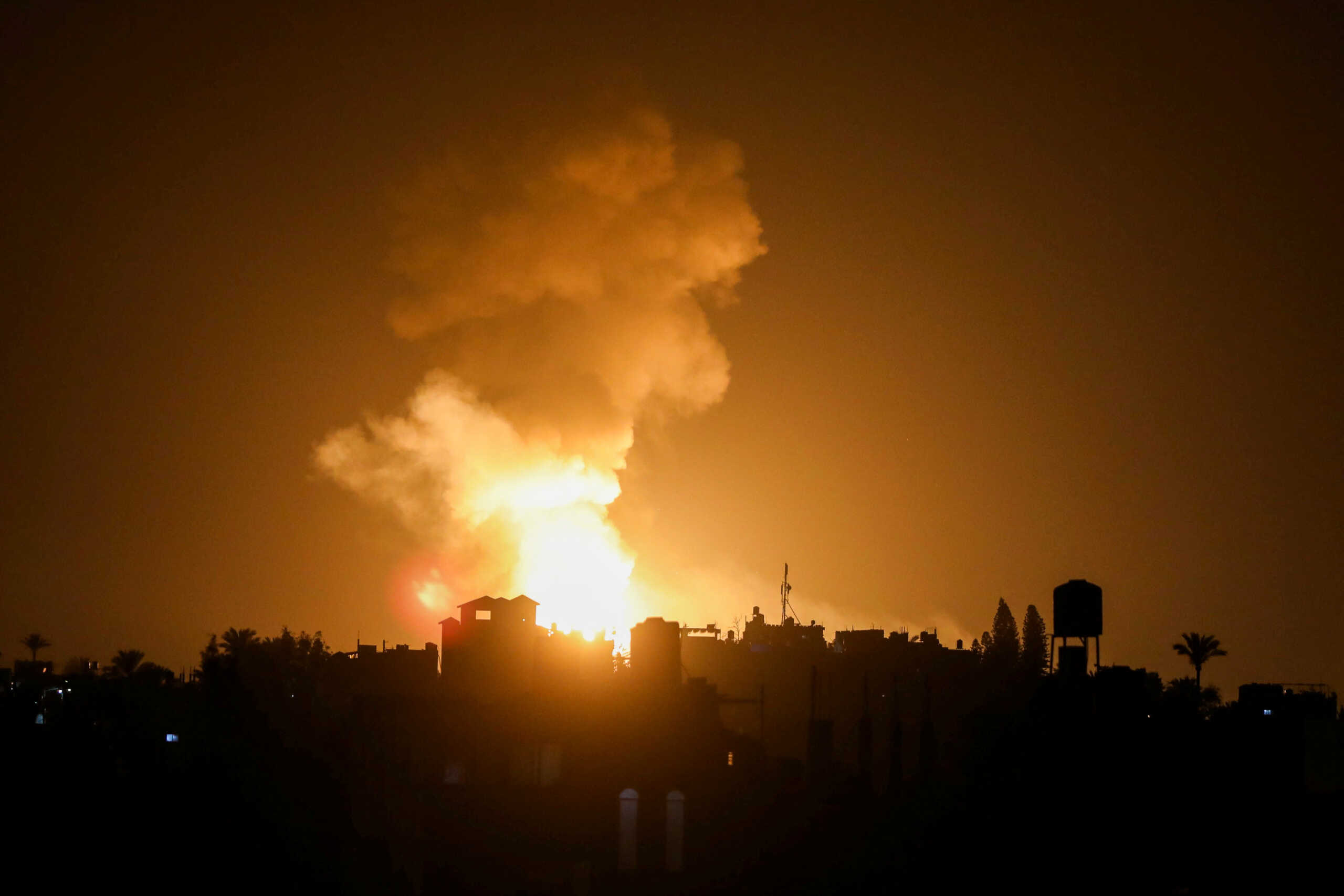 Λωρίδα της Γάζας: Έκρηξη κατά τη διάρκεια διαδήλωσης – Τουλάχιστον 5 νεκροί