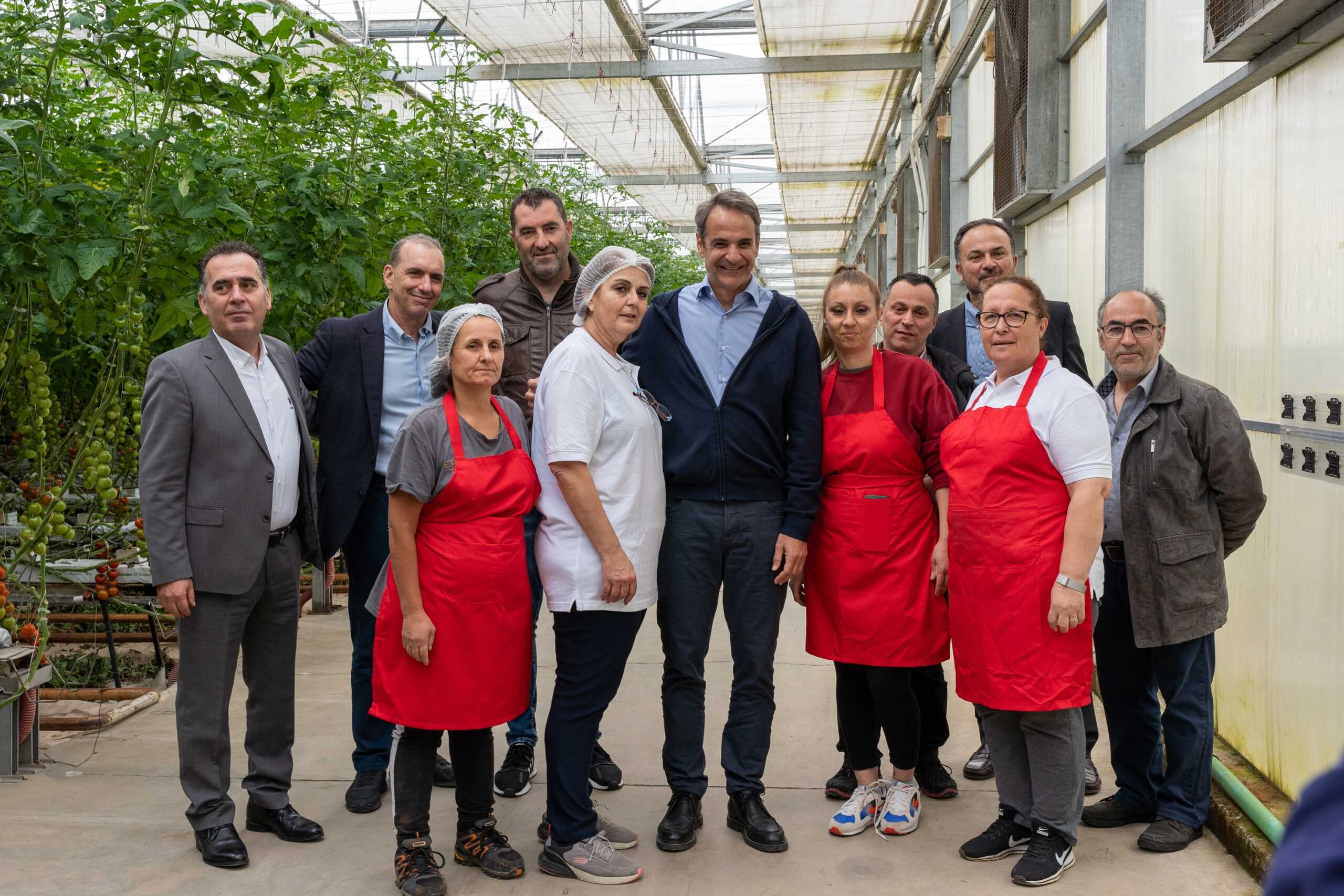 Ο Κυριάκος Μητσοτάκης στα Θερμοκήπια Θράκης – «Έχουν μια μοναδική πατέντα να παράγουν ενέργεια με γεωθερμία»