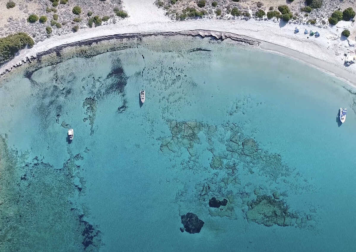 Πεταλιοί, το ανέγγιχτο νησί, μισή ώρα από την Αττική, με την εξωτική ομορφιά