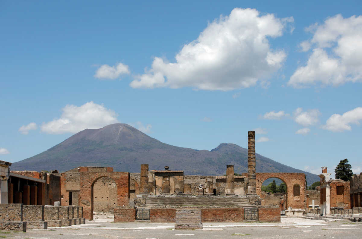 Ιταλία: Νέα στοιχεία για την αρχαία Πομπηία – «Μίλησαν» στους ειδικούς οι σκελετοί δύο ανδρών