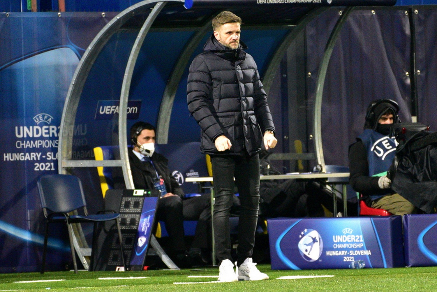 epa09097652 Igor Biscan, head coach of Croatia, during the UEFA European Under-21 Championship match between Portugal and Croatia, in Koper, Slovenia, 25 March 2021.  EPA