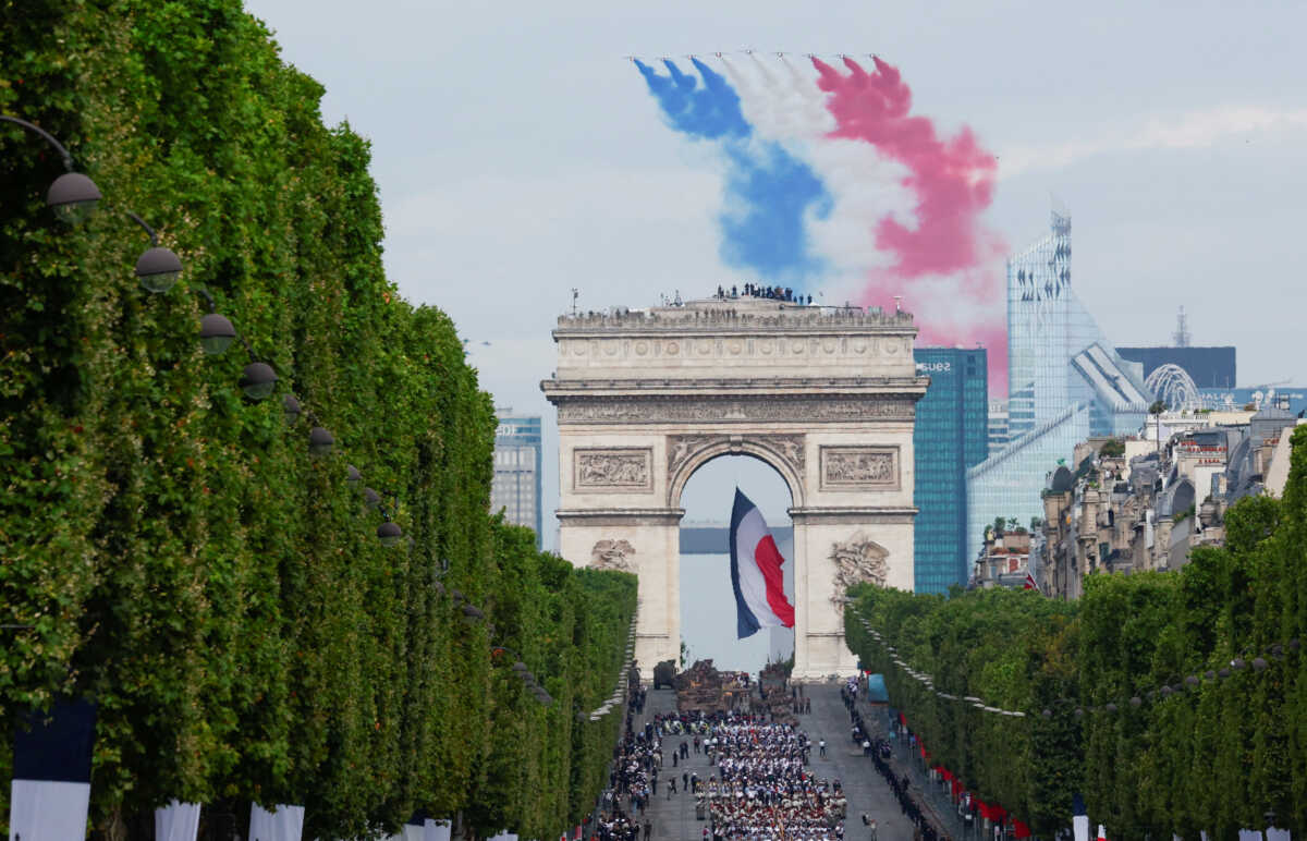 Η Γαλλία τίμησε την Ημέρα της Βαστίλης – Συμμετείχε και η Ελλάδα στην παρέλαση