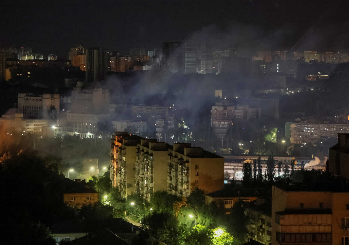 Ουκρανία: Νέοι ρωσικοί βομβαρδισμοί στο Κίεβο και σε άλλες περιοχές – Τουλάχιστον 1 νεκρός