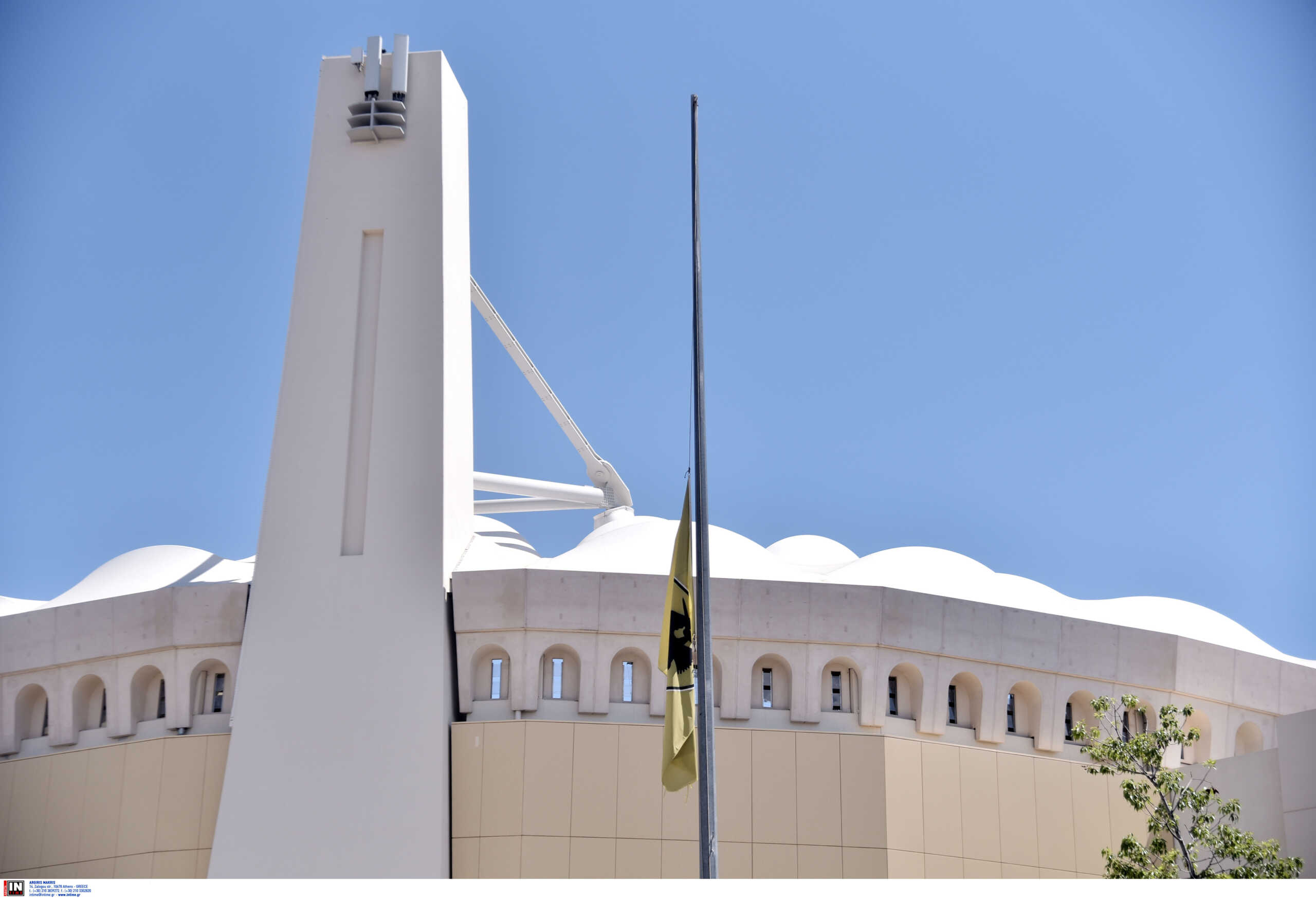 ΑΕΚ: Μεσίστιες οι σημαίες στην «OPAP Arena» μετά τη δολοφονία του οπαδού της Ένωσης – Στα μαύρα το σήμα της ομάδας