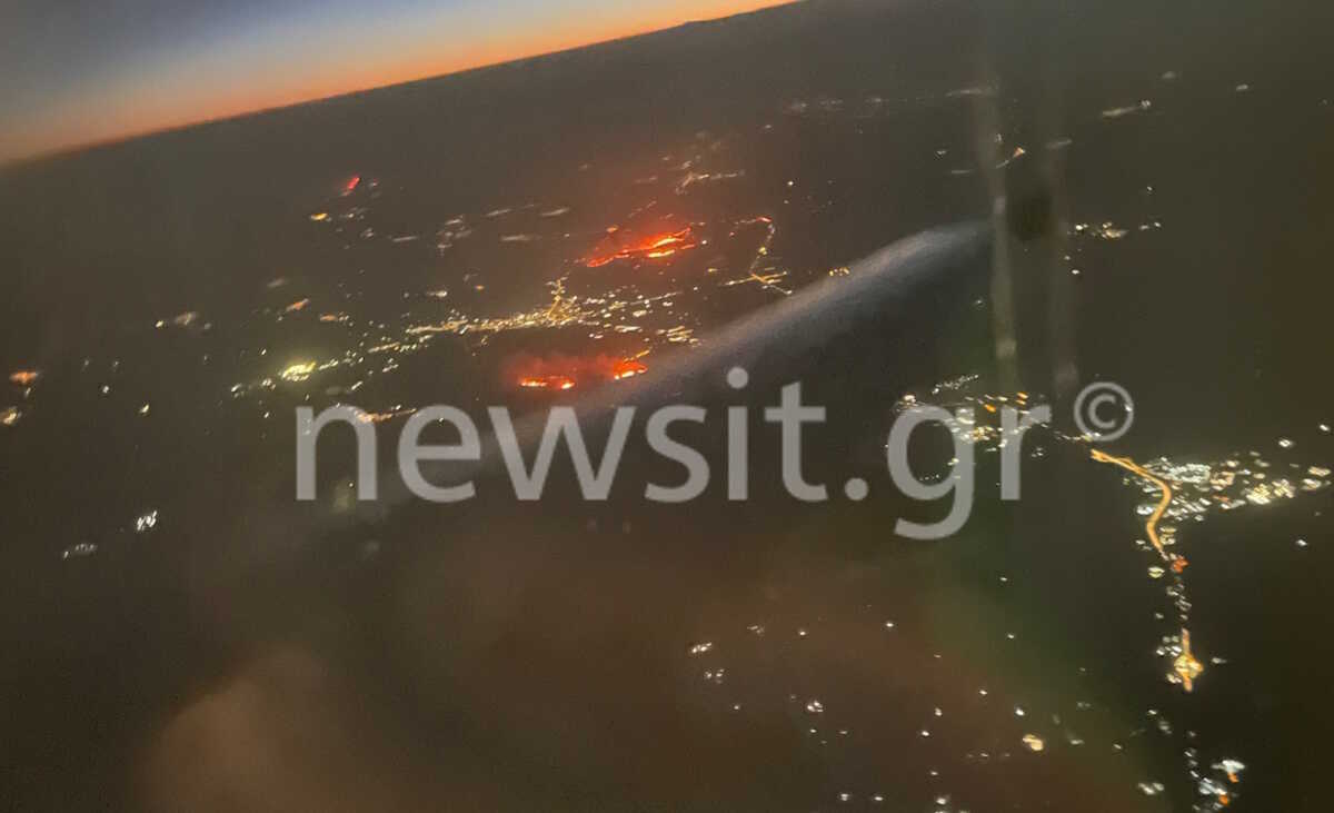 Φωτιά στην Πάρνηθα: Τα μέτωπα της πύρινης λαίλαπας από ψηλά όπως τα είδε επιβάτης σε αεροπλάνο