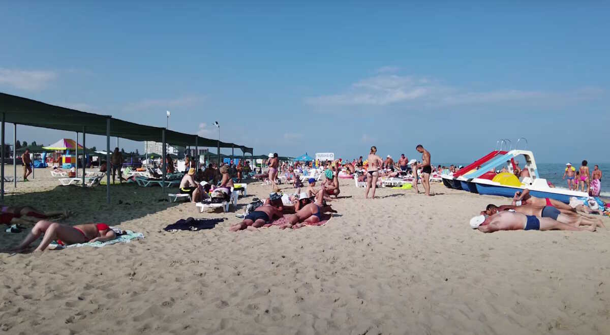 Οδησσός: Για πρώτη φορά μετά τη ρωσική εισβολή άνοιξαν οι παραλίες για κολύμπι