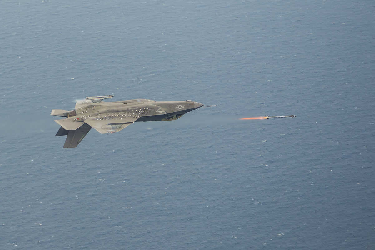 Η συγκλονιστική κλήση του πιλότου του F-35 που συνετρίβη στη Νότια Καρολίνα: «Στείλτε ασθενοφόρο»