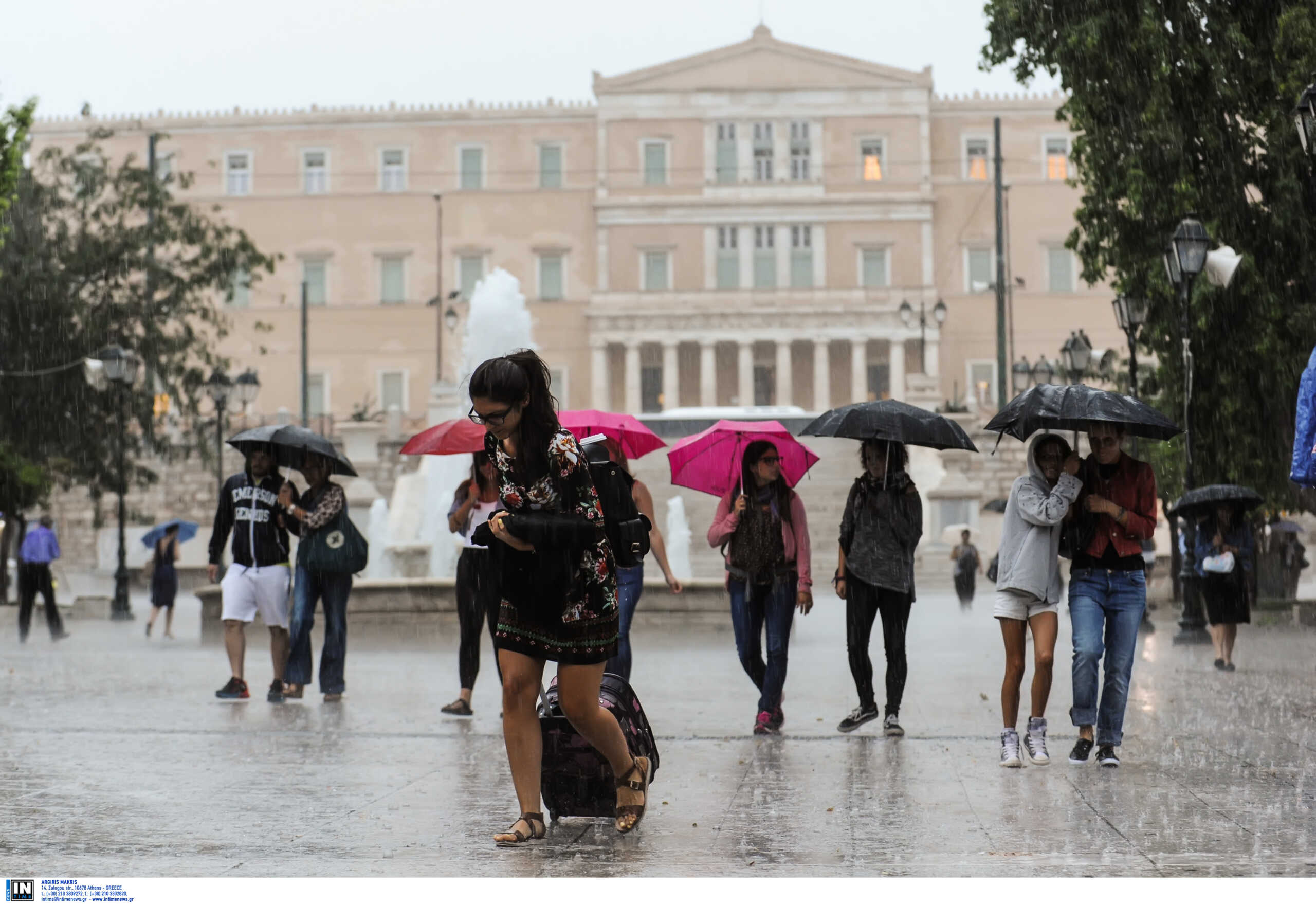 Καιρός: Καταιγίδες τοπικά ισχυρές σε αρκετές περιοχές της χώρας – Live η πορεία της κακοκαιρίας Elias