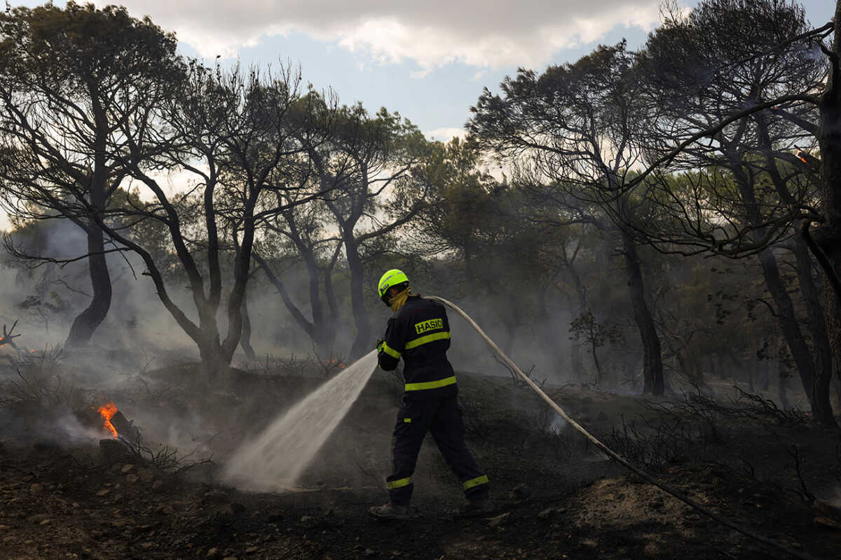 Υπουργείο Εργασίας: Τα μέτρα για πολίτες και επιχειρήσεις που επλήγησαν από τις φωτιές