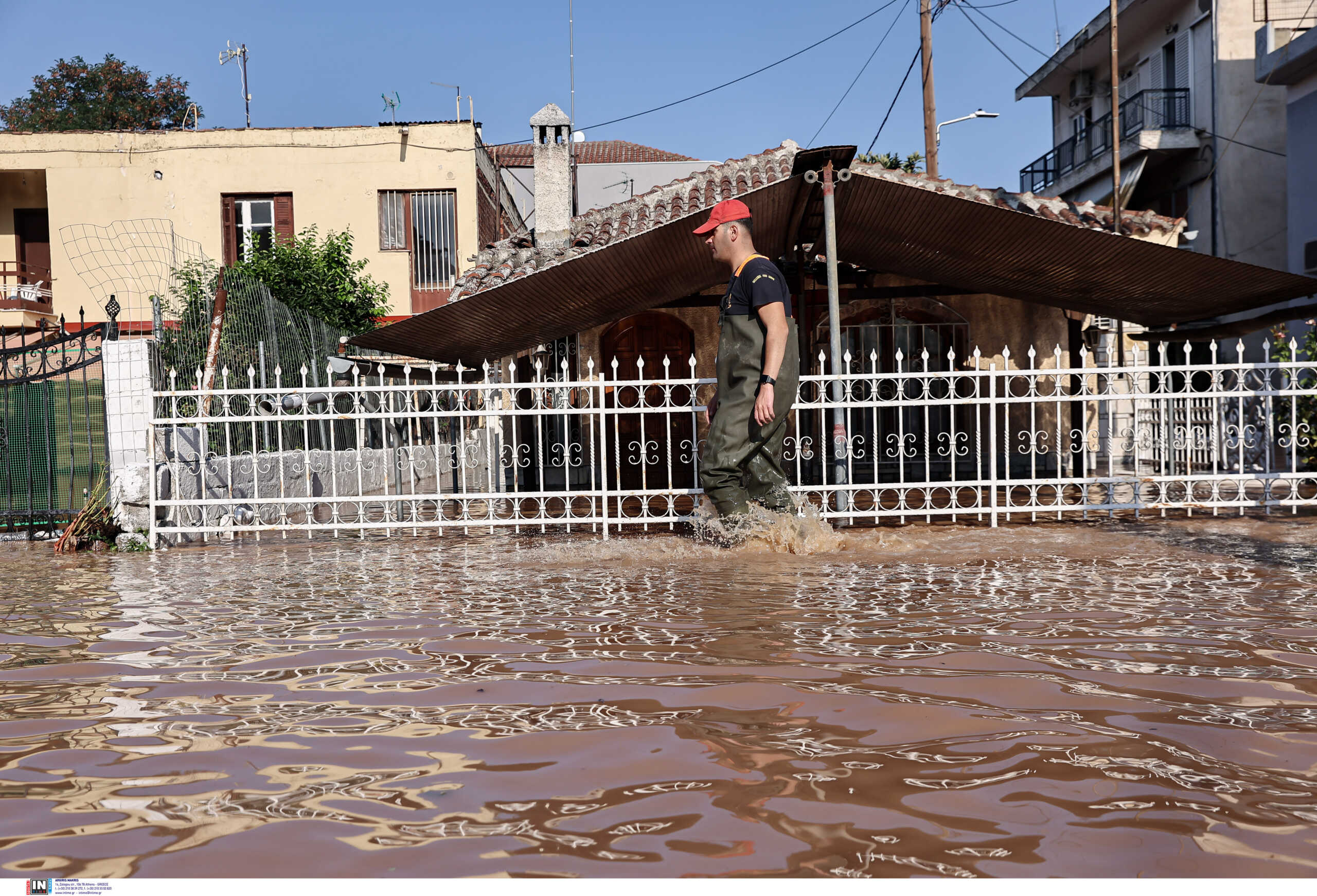 Κακοκαιρία – Λάρισα: Μήνυμα από το 112 για απομάκρυνση των κατοίκων από Αλεξανδρινή και Ελευθέριο